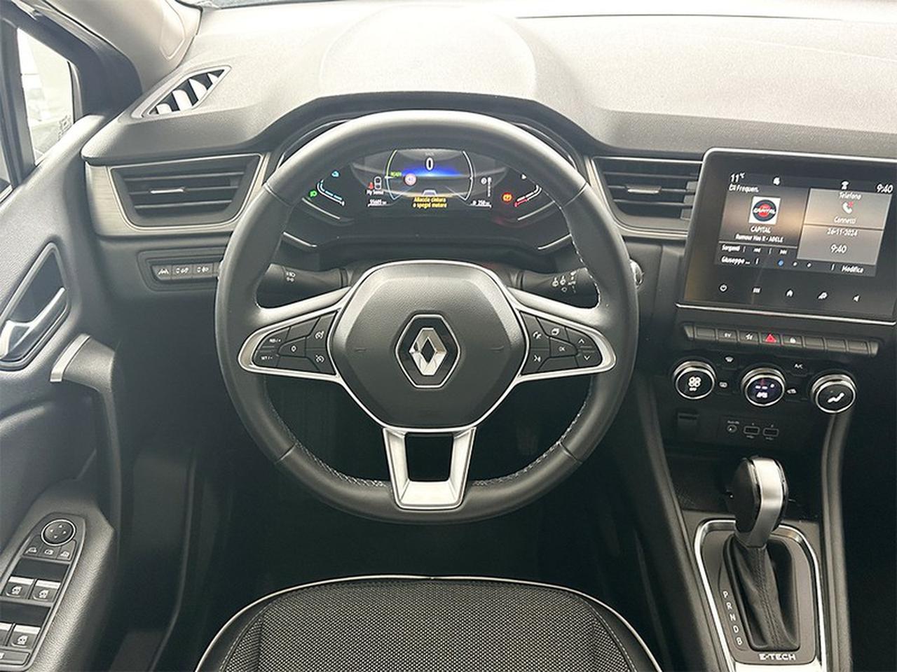 Renault Captur 1.6 e-tech hybrid techno fast track 145cv auto