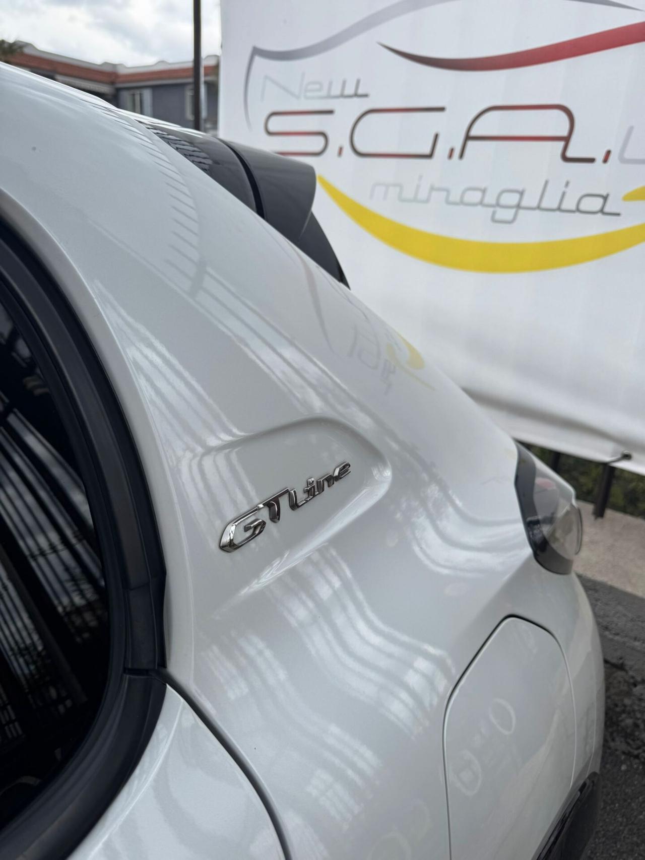 Peugeot 208 BlueHDi 100 Stop&Start 5 porte GT Line