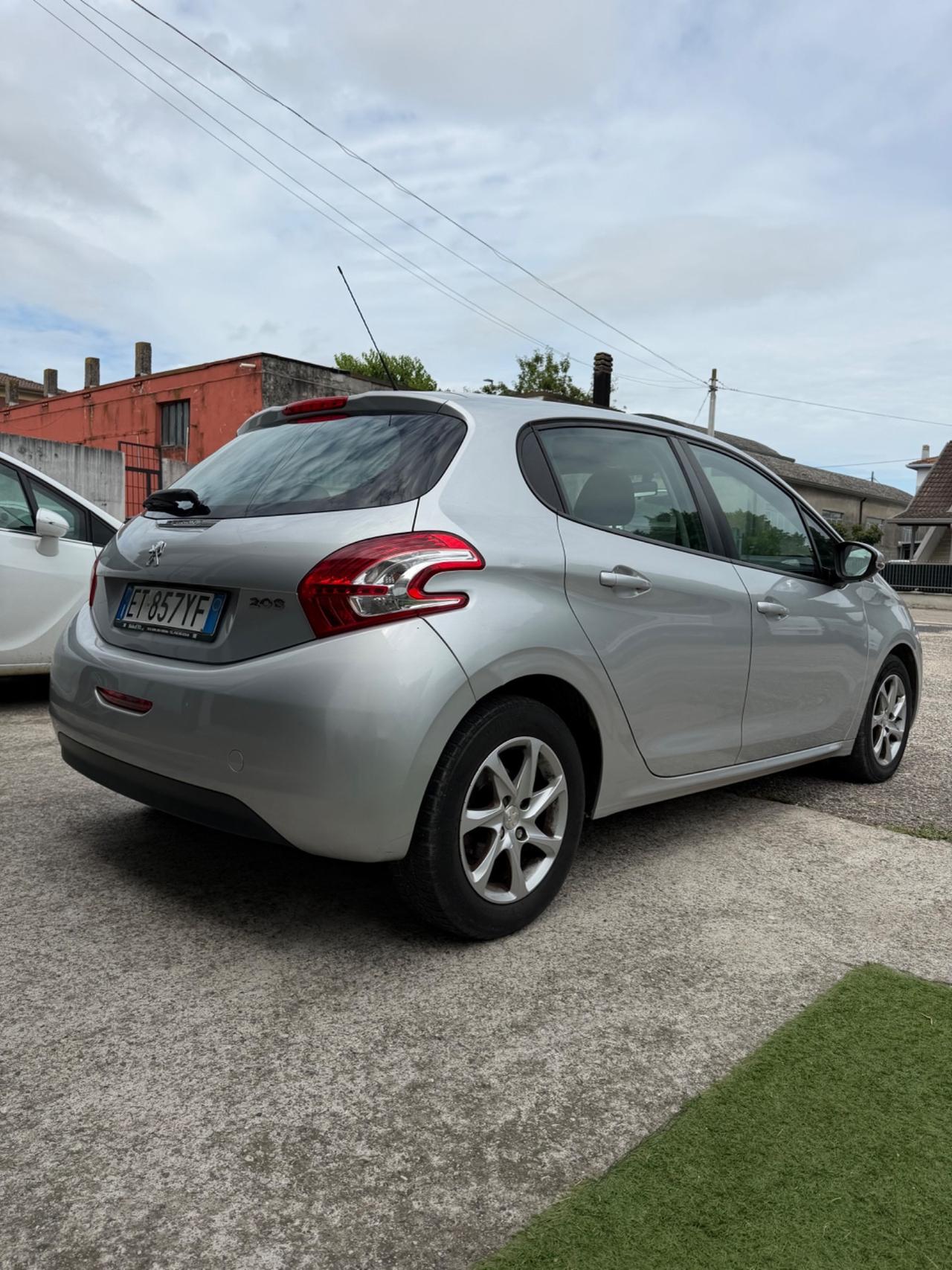 Peugeot 208 1.4 VTi 95 CV 5p. Allure Gpl