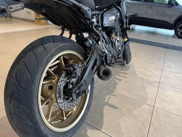 YAMAHA XSR 700 MTM690