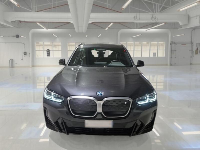 BMW 109 CV INSPIRING SUV
