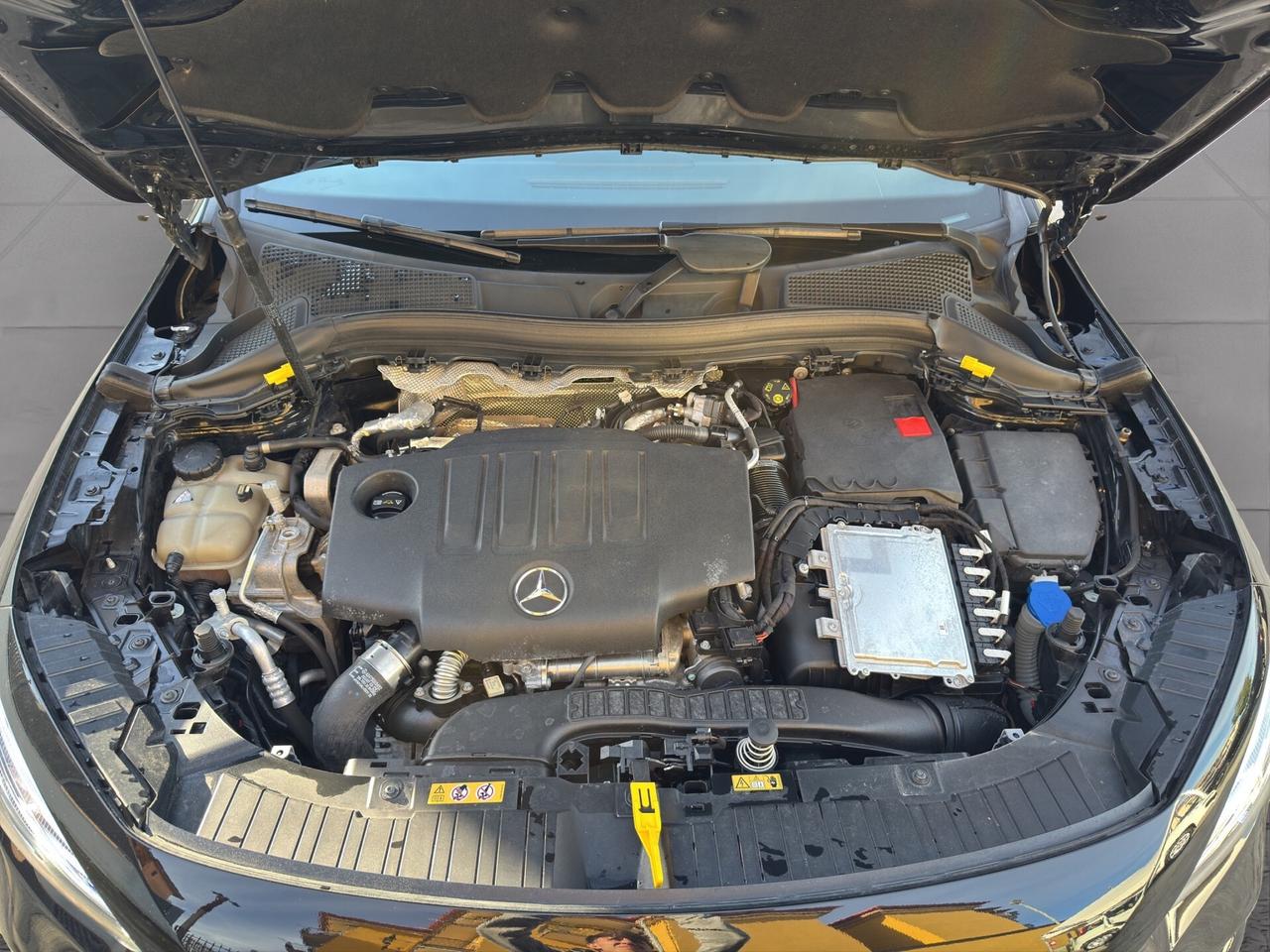 MERCEDES-BENZ GLA 200 d AUTOMATIC. PREMIUM AMG