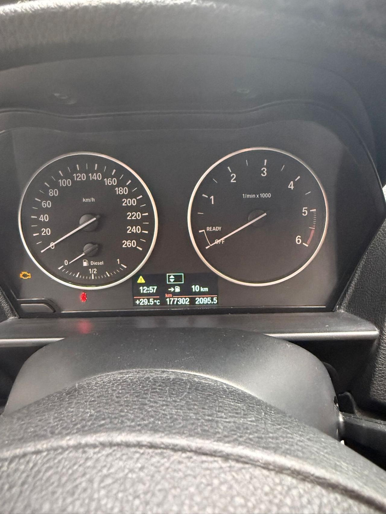Bmw 114 114d 5p. Unique
