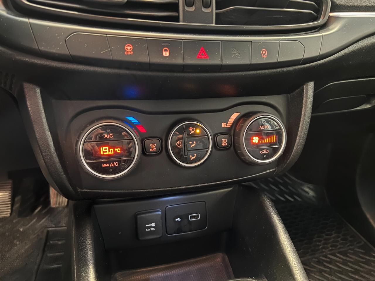 Fiat Tipo 1.6 Mjt S&S SW Lounge