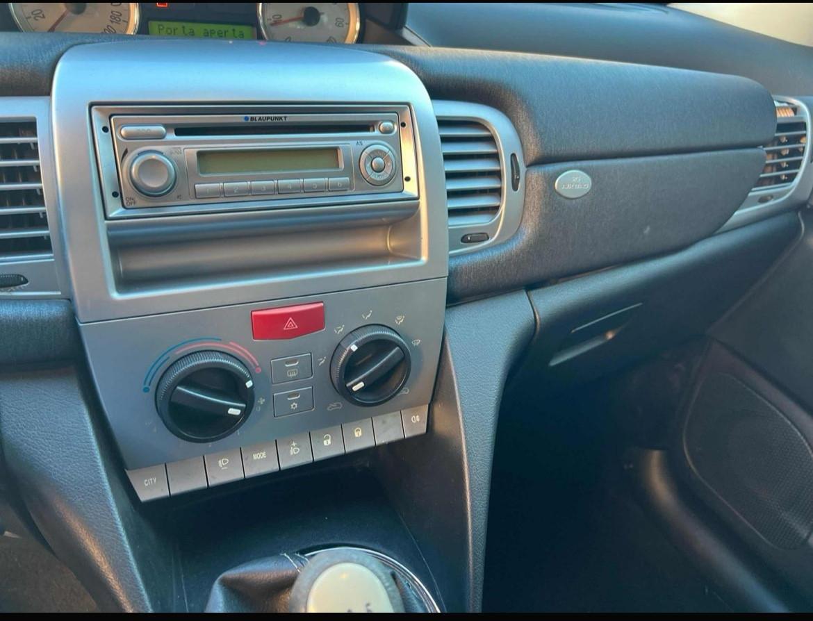 Lancia Ypsilon 1.2 69 CV Elle