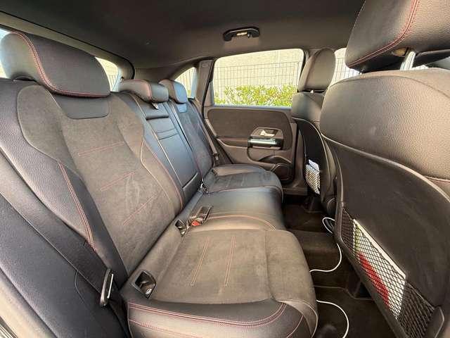 Mercedes-Benz B 200 d Automatic Premium