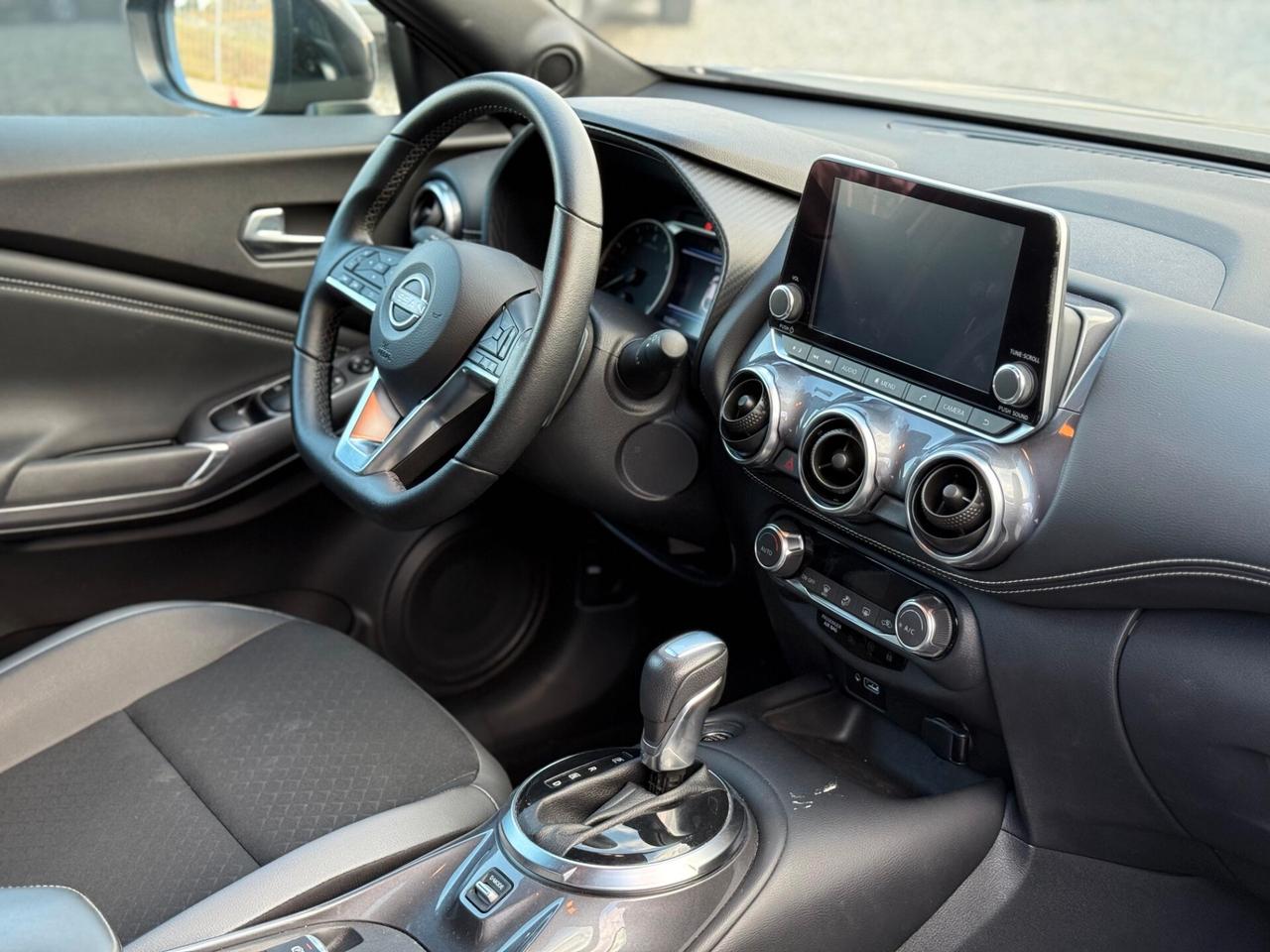 Nissan Juke 1.0 DIG-T 117 CV DCT N-Connecta