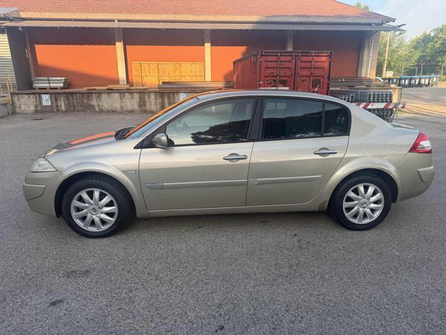 RENAULT Megane Mégane 1.6 16V 4p. Luxe BENZINA/GPL perfetta