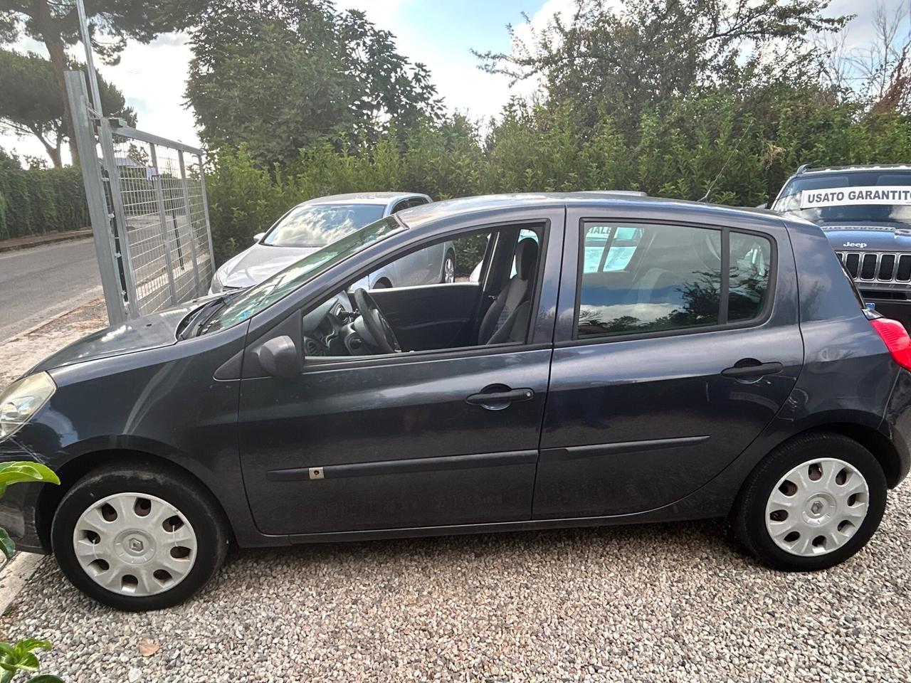 Renault Clio 1.2 16V 5 porte Le Iene