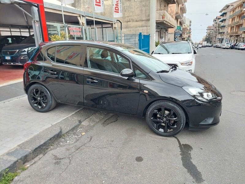 Opel Corsa 1.4 5 porte Black Edition