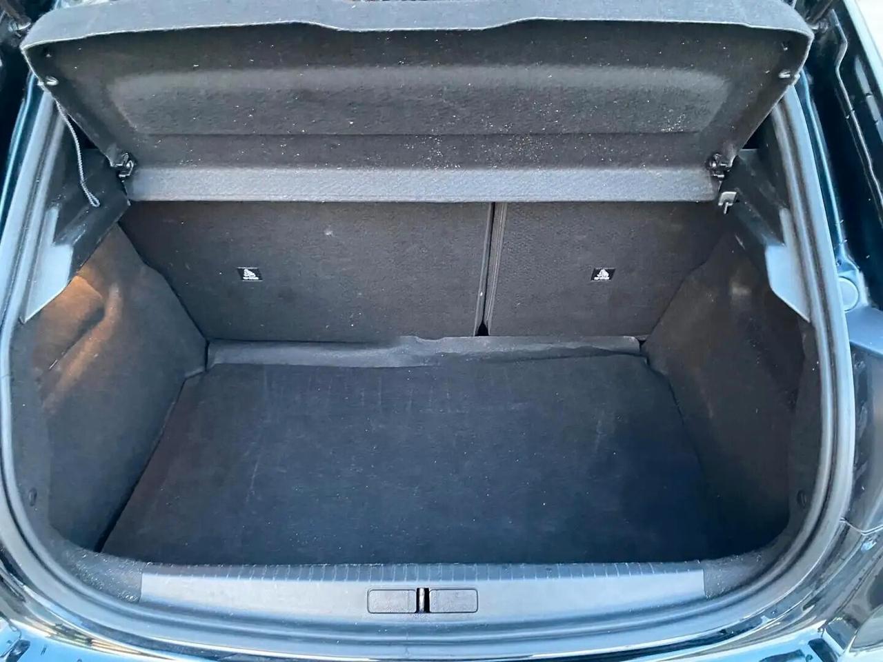 Peugeot 208 PureTech 100 Stop&Start 5 porte Allure OK NEOPATENTATI