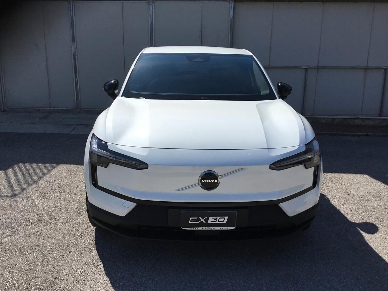 Volvo EX30 P5 Single Motor Plus *SENZA OBBLIGO DI FINANZIAMENTO*