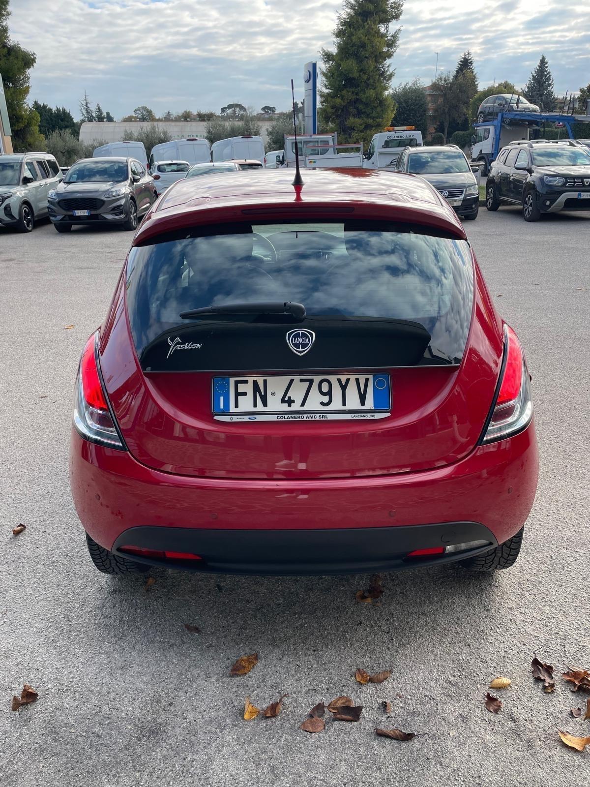 Lancia Ypsilon 1.2 69 CV 5 porte GPL Ecochic Gold