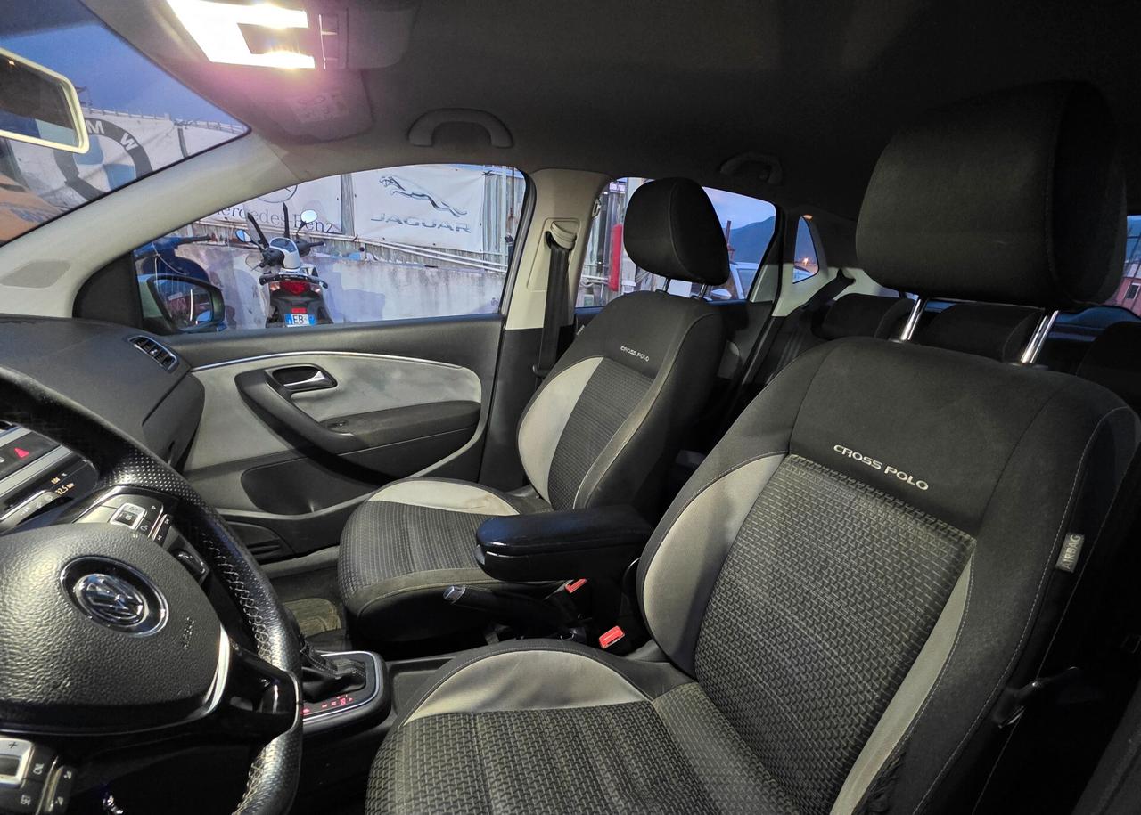Volkswagen Polo CROSS DSG AUTOMATICA