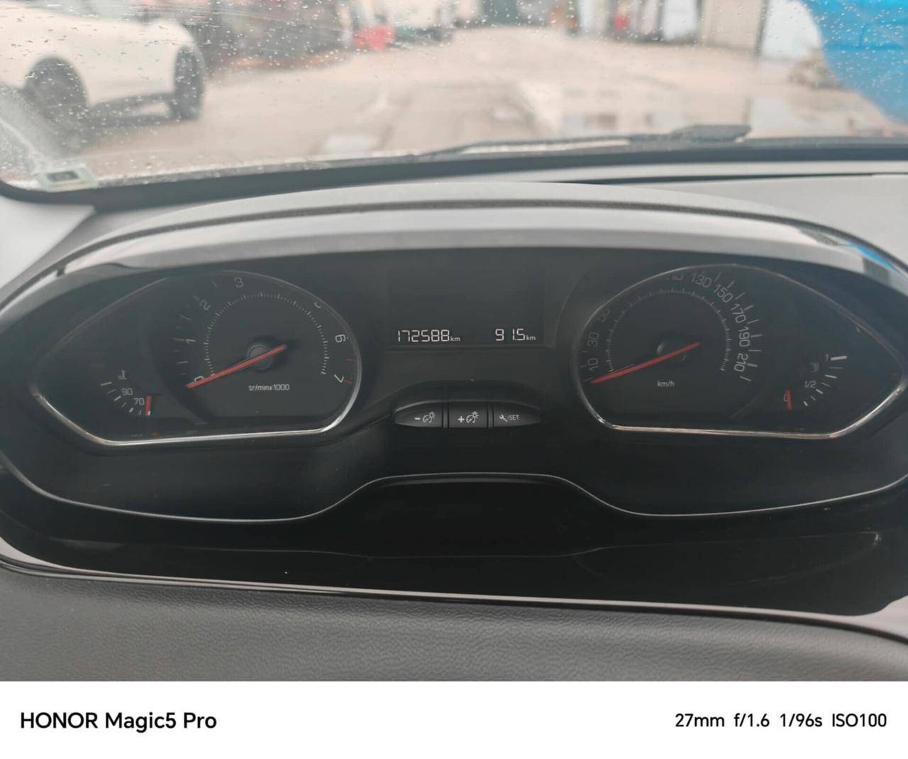 Peugeot 208 1.4 VTi 95 CV 5p. GPL