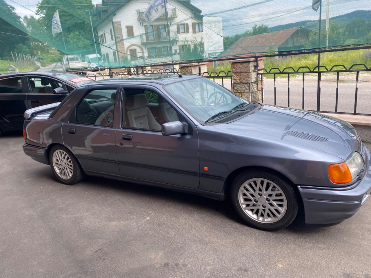 Ford Sierra 2.0i turbo 16V 4p. RS Cosworth