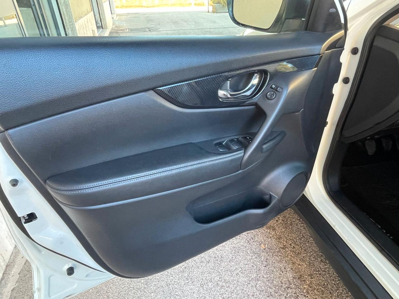 Nissan X-Trail 1.6 dCi 4WD Tekna