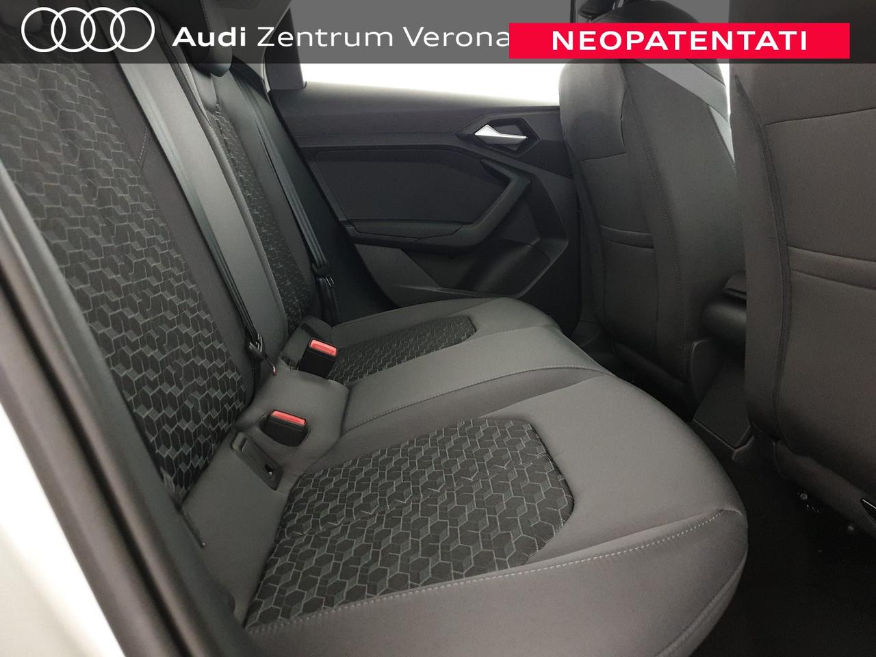 Sportback 30TFSI 116CV S tronic Business Advanced