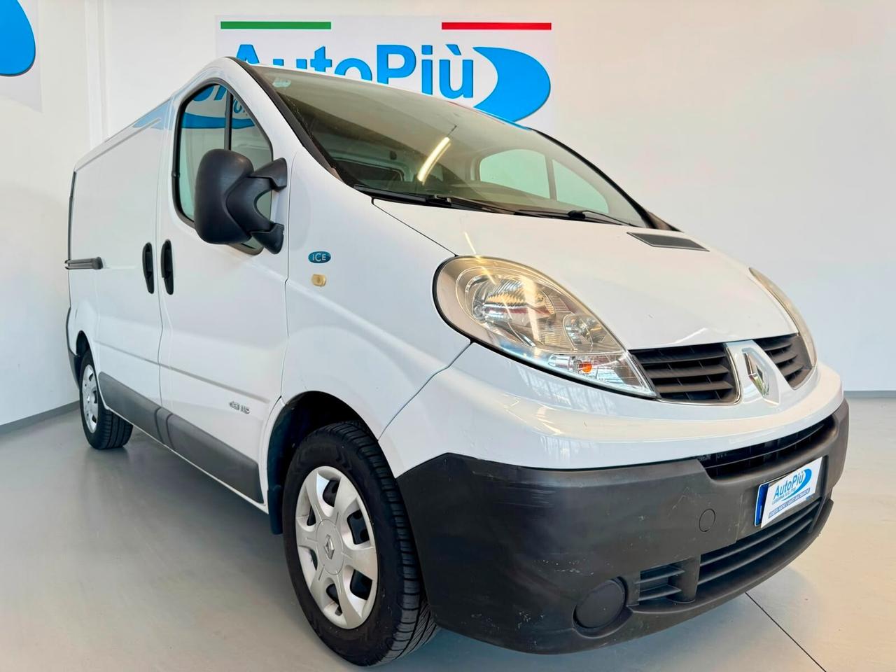 Renault Trafic L1H1 2.0 dCi 115 CV