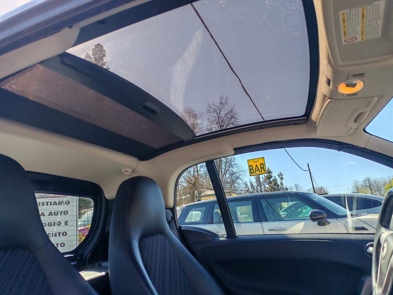 Smart ForTwo 1000 52 kW MHD coupé passion