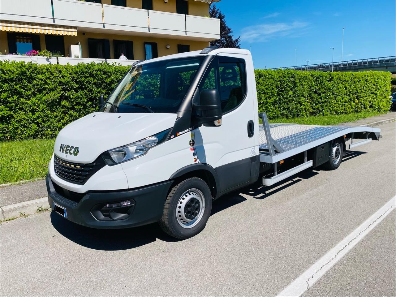 Iveco Daily 3.0diesel carroattrezzi 2021