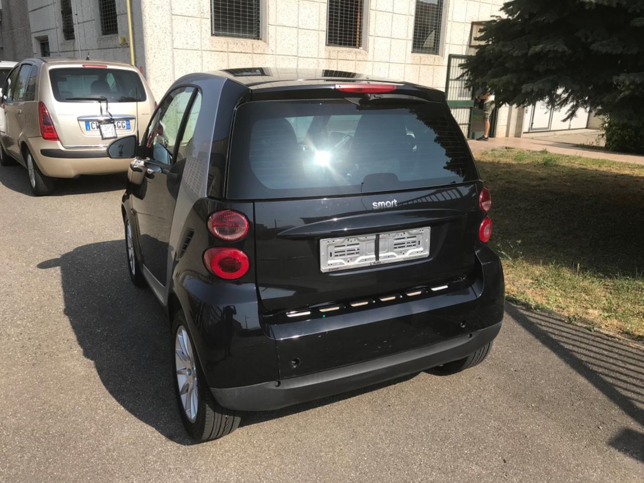 Smart ForTwo 1000 52 kW coup&eacute; passion