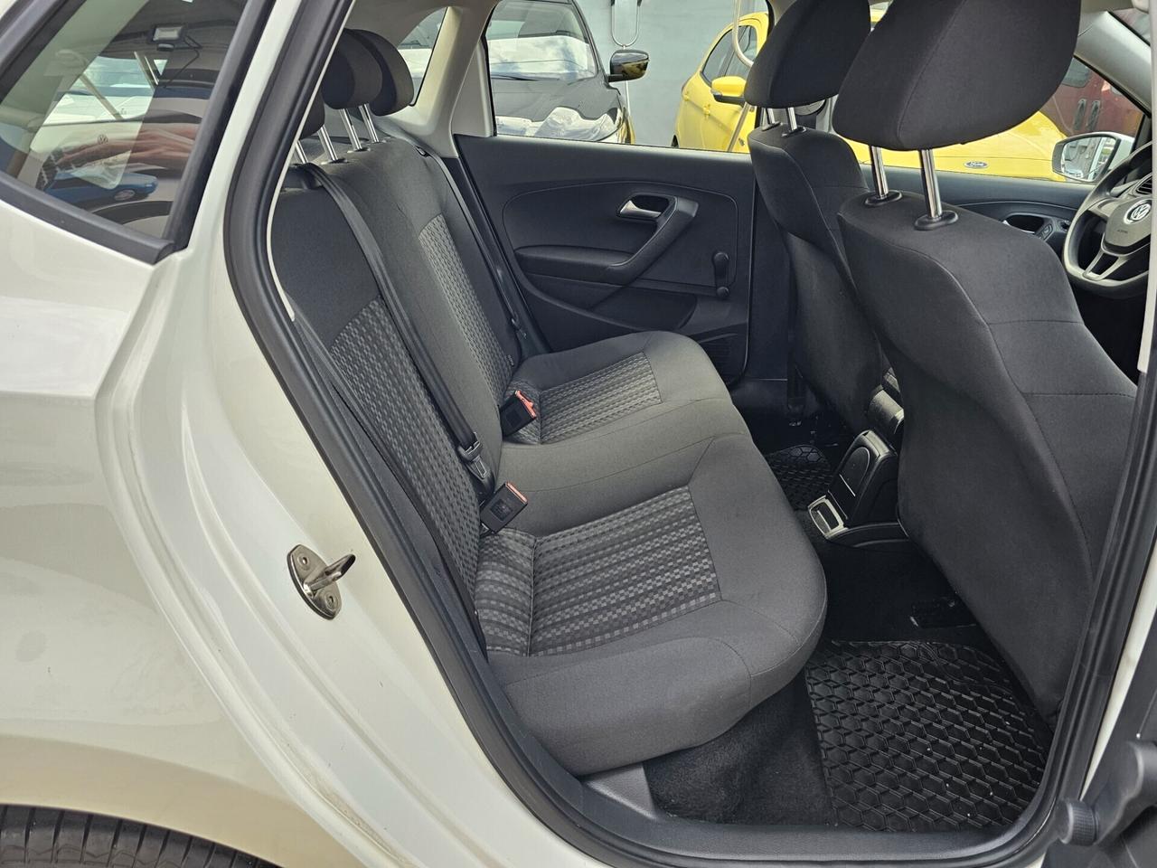 Volkswagen Polo 1.0 MPI 5p. Trendline - Unico Proprietario