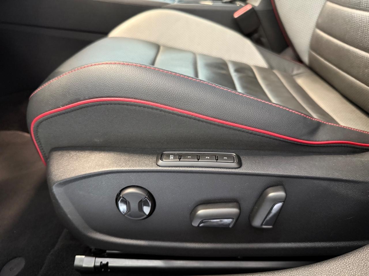 Volkswagen Golf GTI 2.0 DSG PELLE TETTO