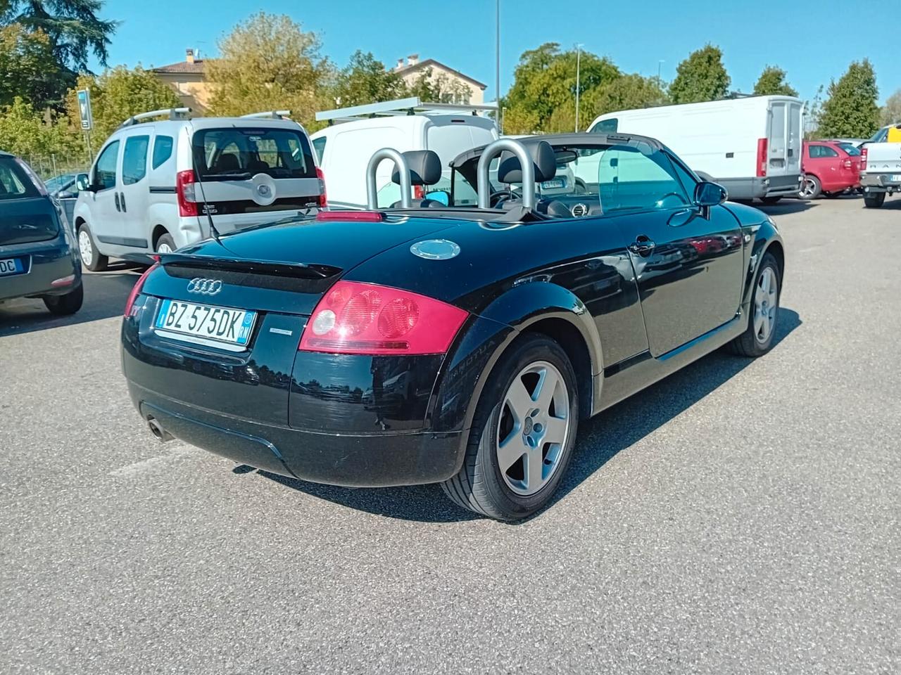 Audi TT Cabrio/Roadster 1.8t quattro 6m SOLO 70000 KM