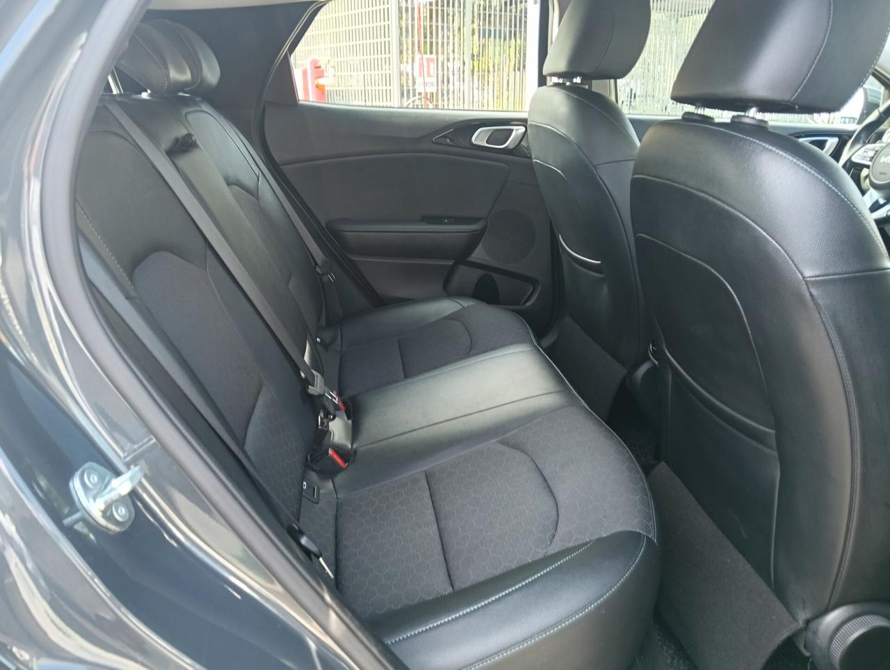 Kia XCeed 1.6 CRDi 136 CV MHEV DCT Aziendale Business