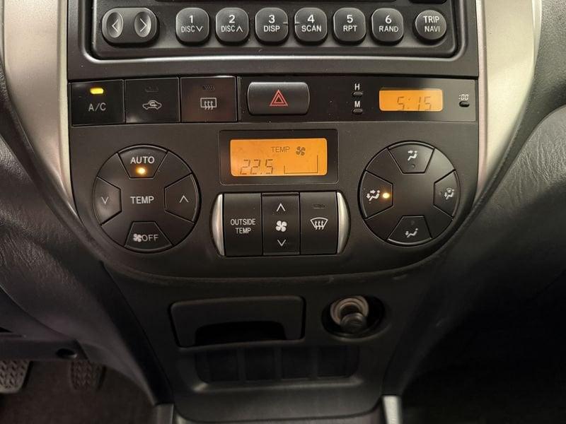 Toyota RAV4 RAV4 2.0 Tdi D-4D cat 5 porte Sol