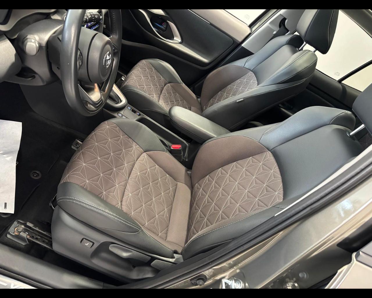 TOYOTA Yaris Cross - Yaris Cross 1.5h Premiere fwd 116cv e-cvt