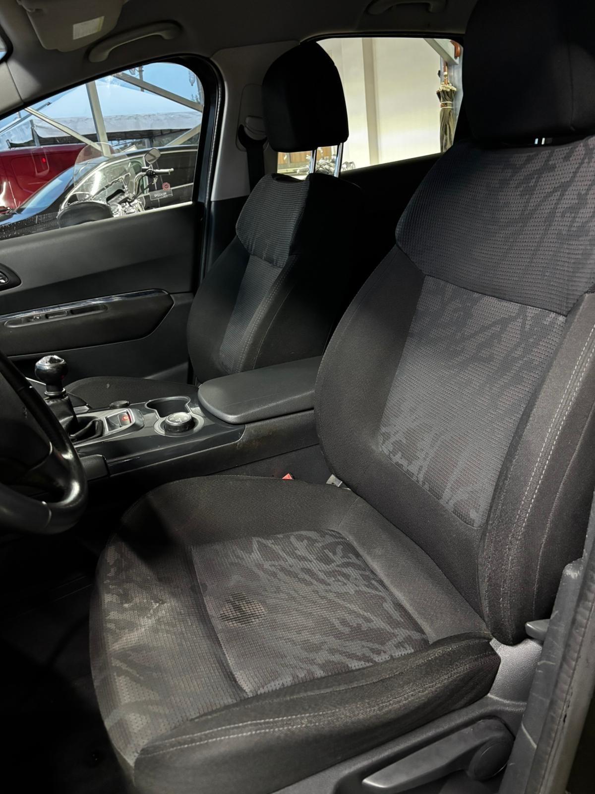 Peugeot 3008 1.6 HDi 110CV Premium