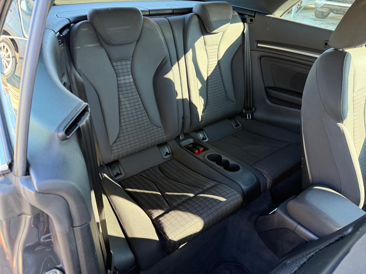 Audi A3 Cabrio 2.0 TDI S tronic 150 CV NAVI.