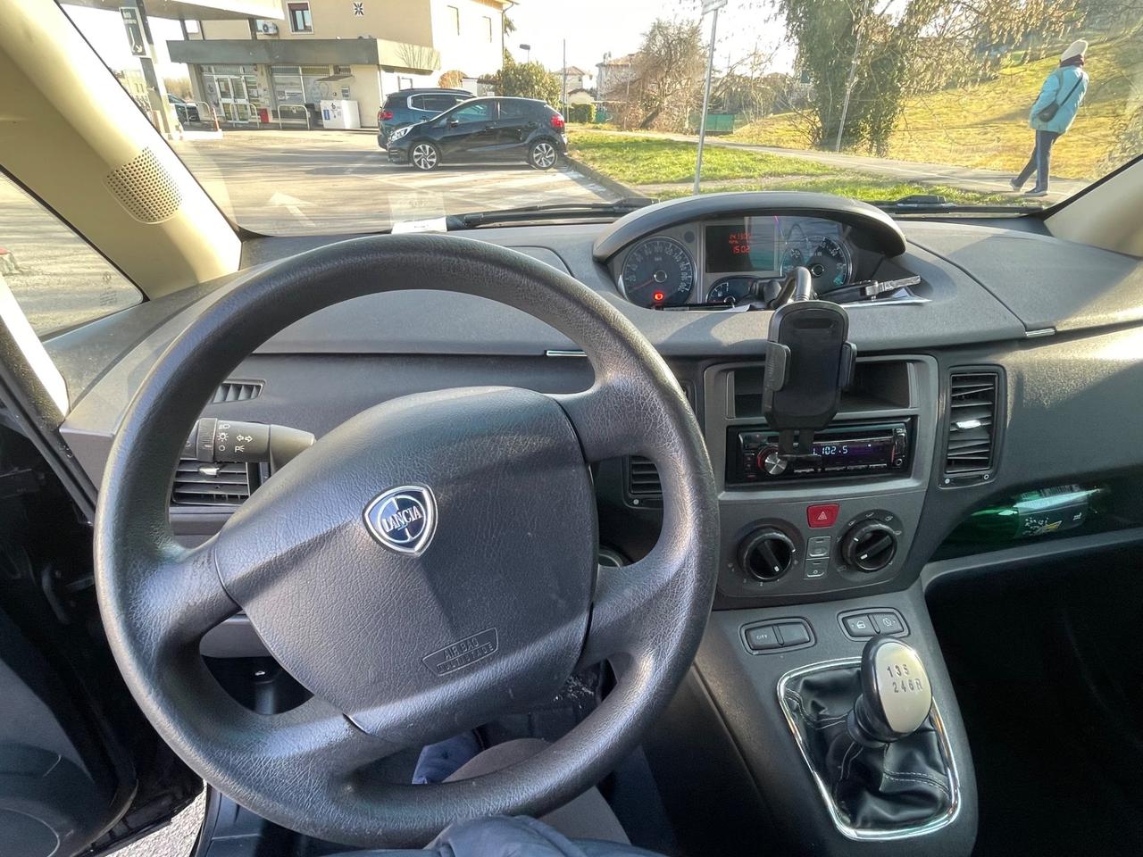 Lancia MUSA 1.4 benzina anno 2011 pronta al uso