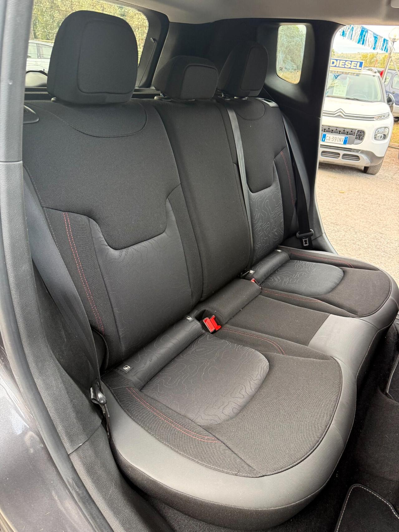 " UNA BOMBA " Jeep Renegade 2.0 Mjt 170CV 4WD Trailhawk