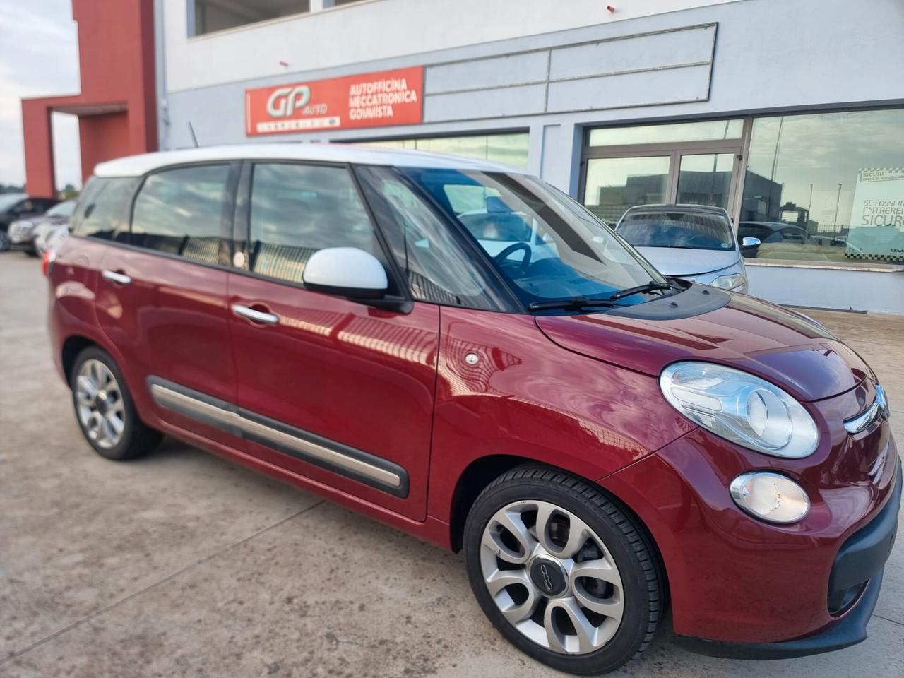 Fiat 500L 1.3 Multijet 95 CV Dualogic Lounge AUTOMATIC LIVING