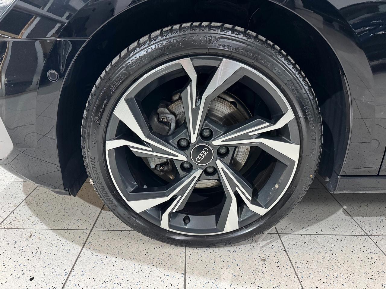 A3 SPB 35TDI S tronic VETRI SCURI CERCHIO 18 SUPER BELLA