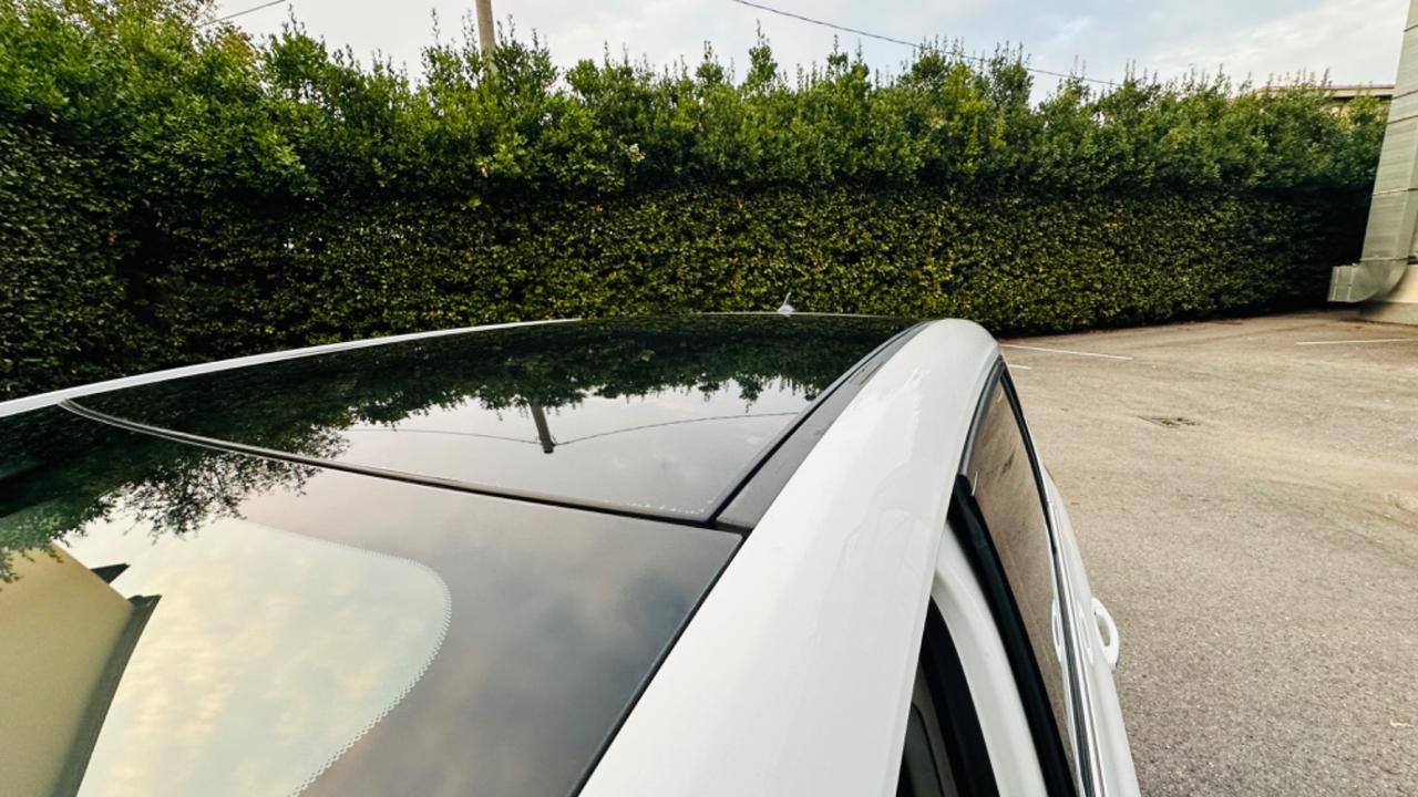 Opel Zafira Tourer 2.0 CDTi 130CV. 7 posti. Multispazio