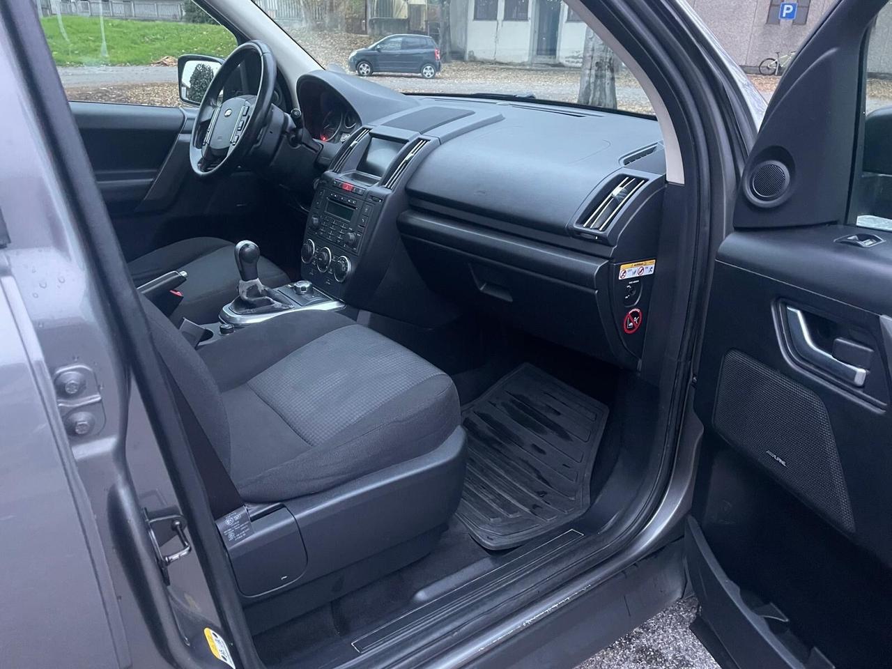 Land Rover Freelander 2.2 TD4 S.W. HSE 4x4 Tetto Panoramico