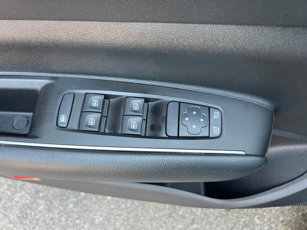 Renault Koleos 190 CV X-Tronic Executive/AUTOMATICA+NAVI+FULL LED