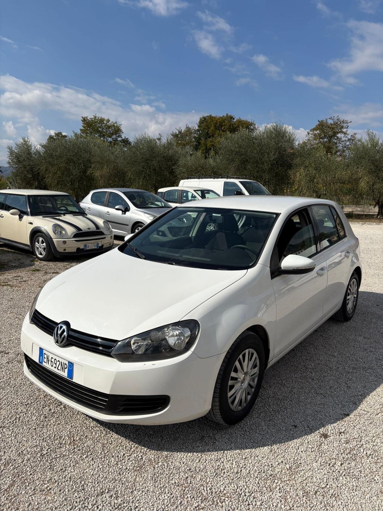 Volkswagen Golf 1.6 TDI PERFETTA SI NEOPATENTATI