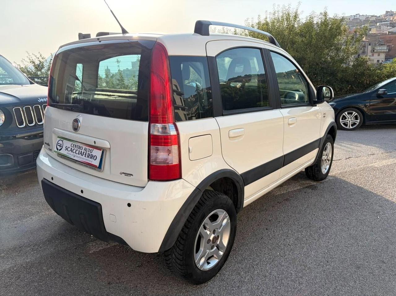 Fiat Panda 1.3 MJT 16V DPF 4x4 Climbing