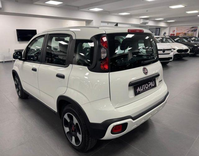 FIAT Panda 1.0 Hybrid 70 CV City Cross