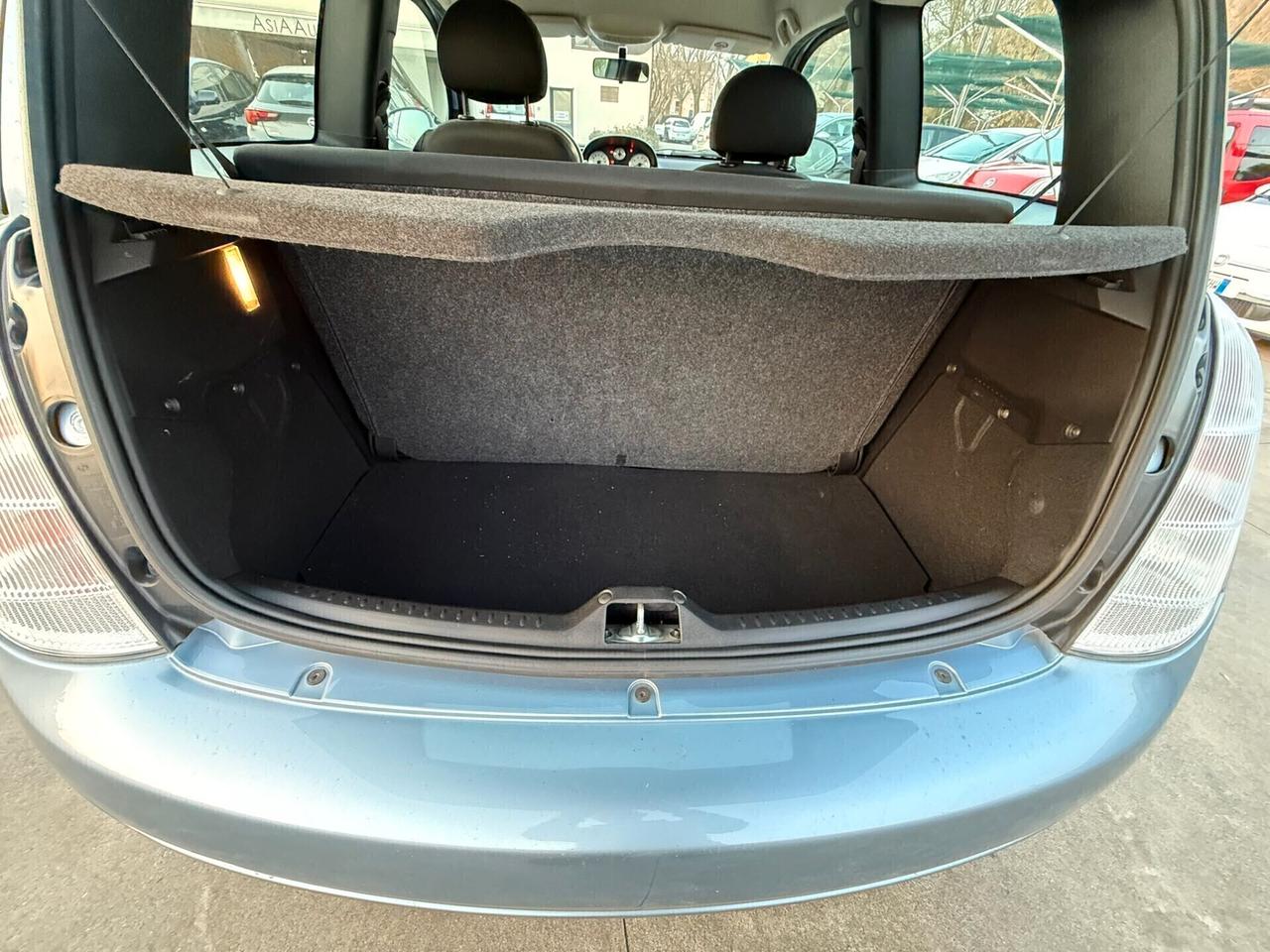 Lancia Ypsilon 1.2 NEO-PATENT. 87.000KM