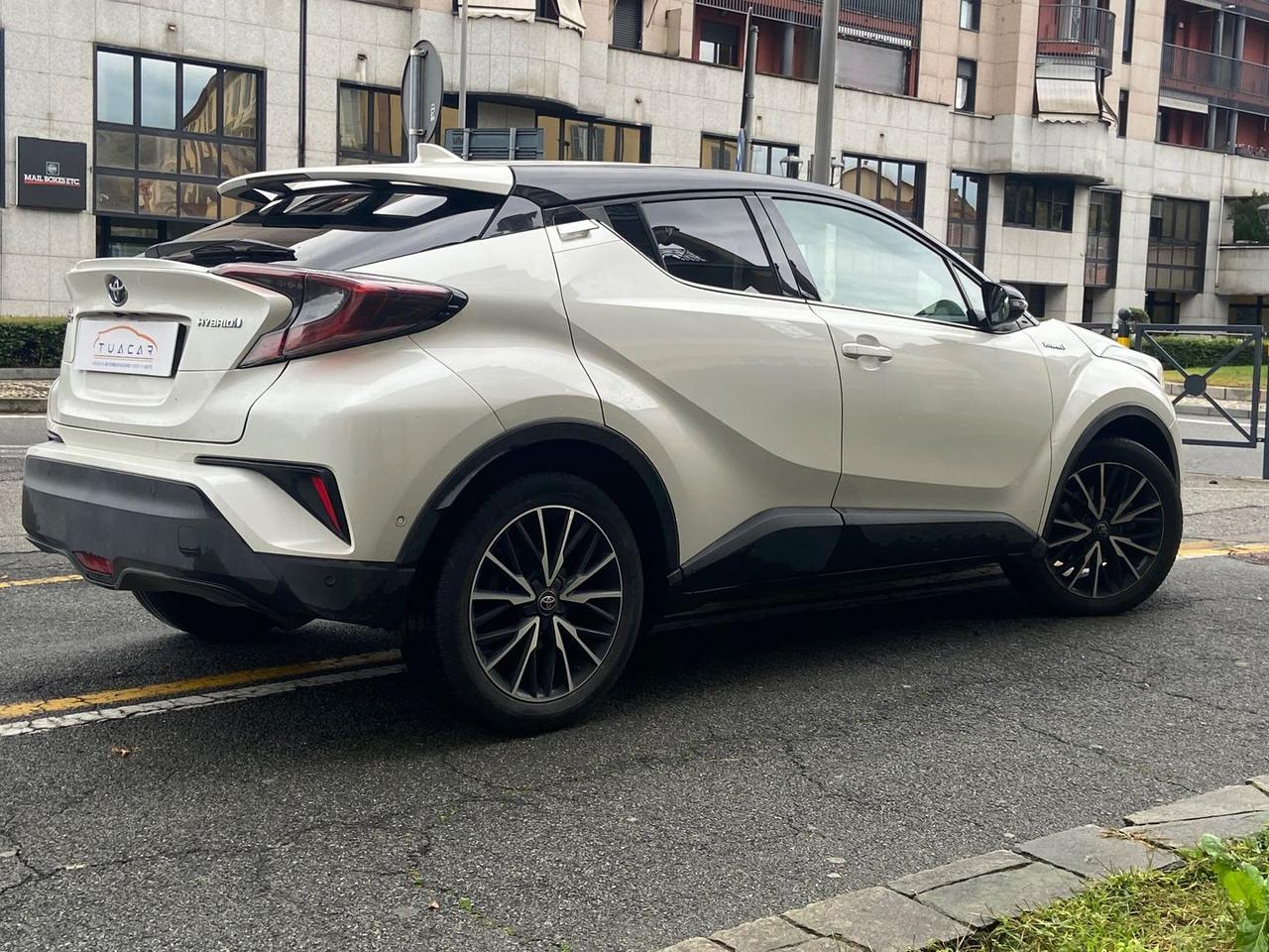 Toyota C-HR Lounge 1.8 HEV LOUNGE