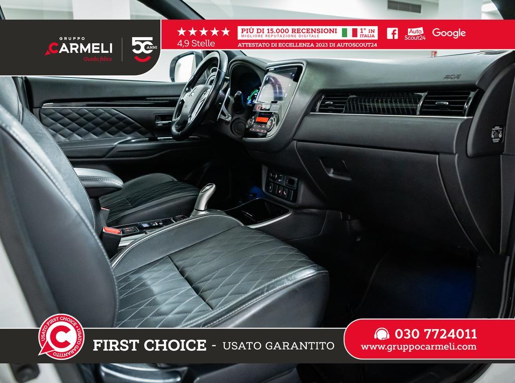 Mitsubishi Outlander 2.4 Mivec PHEV Diamond 4WD CVT