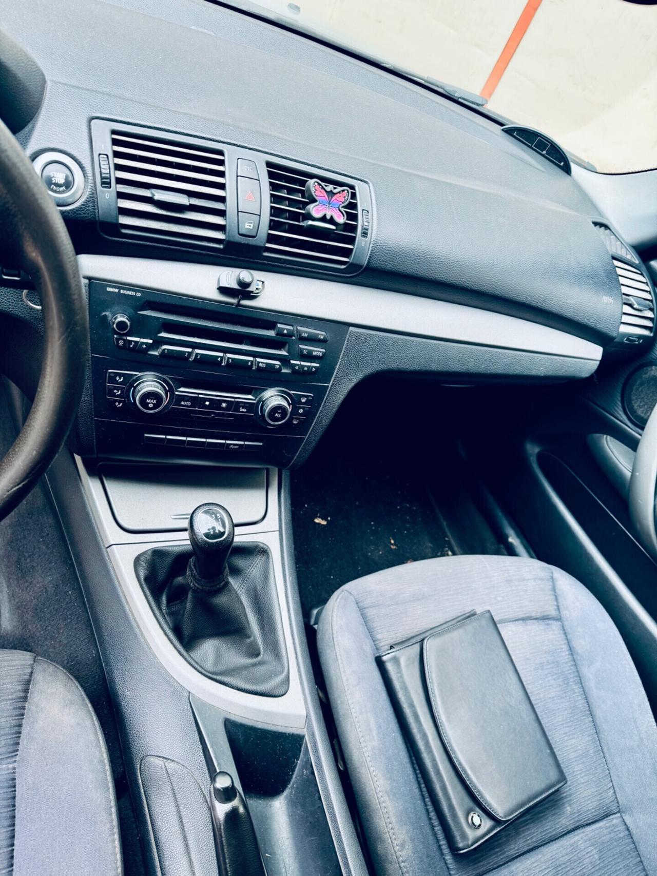 Bmw 118d cat 5 porte Futura ( motore da fare picchia)