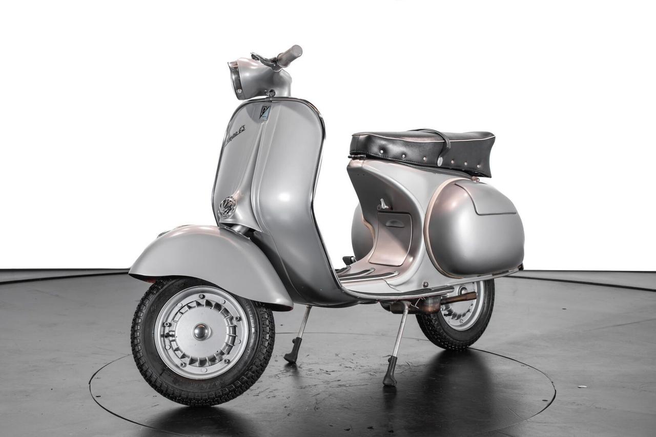 Piaggio Vespa 150 GS