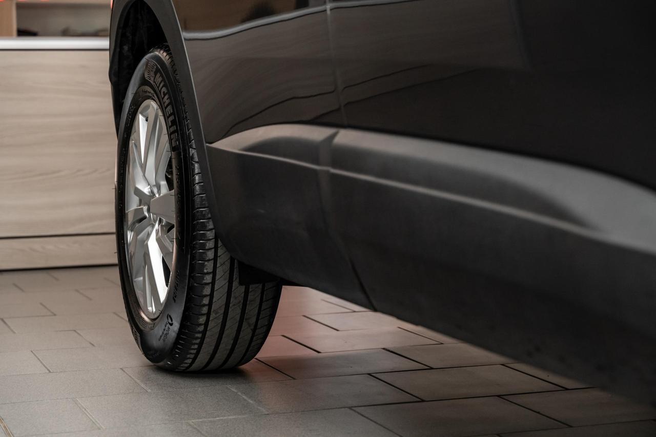 Peugeot 3008 1.5 bluehdi Active Pack s&s 130cv eat8